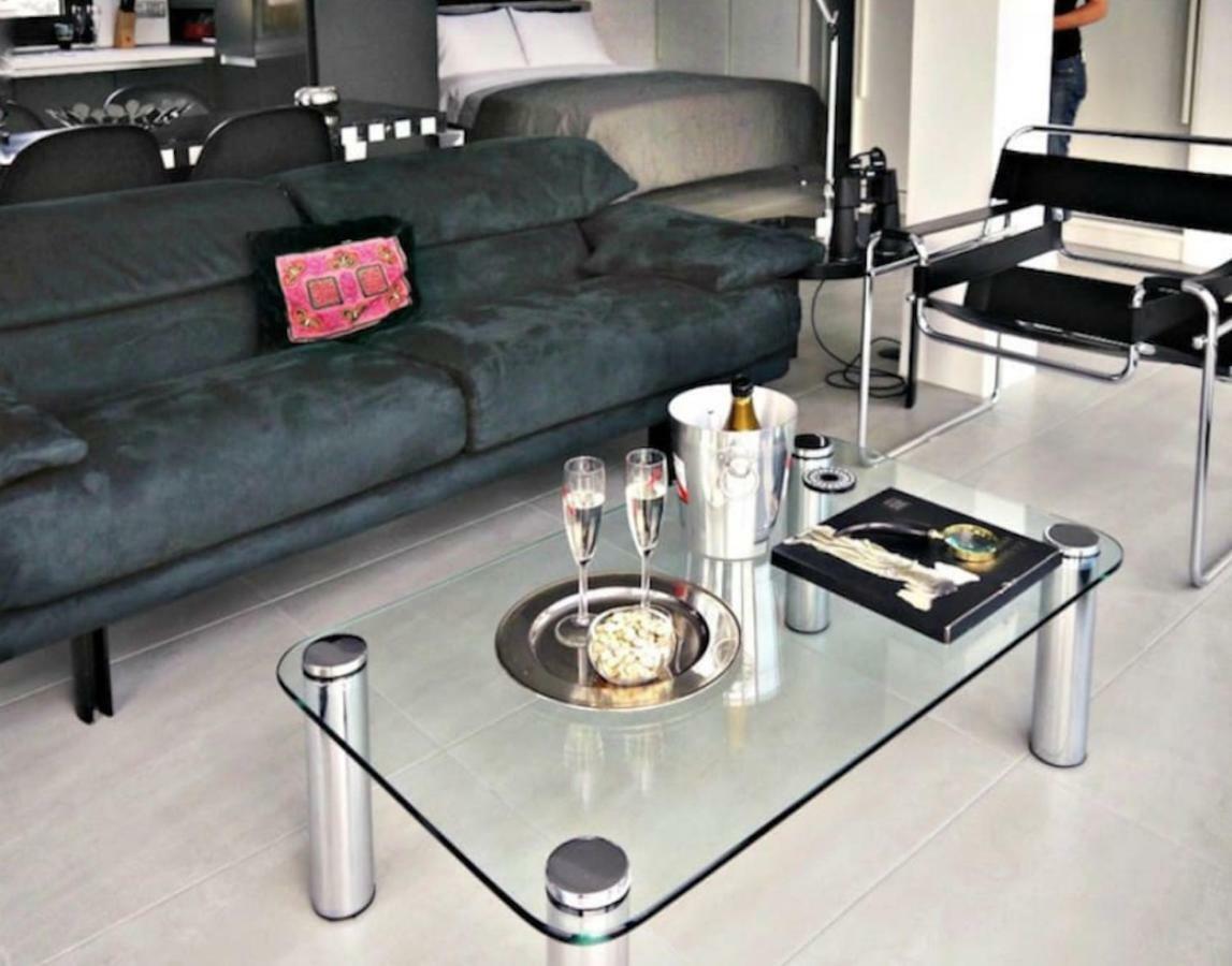 アテネStylish Penthouse With Acropolis And 360 Viewアパートメント エクステリア 写真